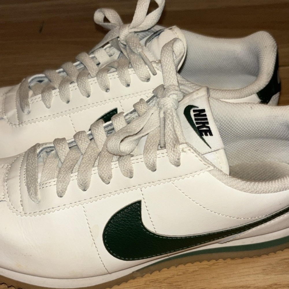 Nike Cortez white/dark green